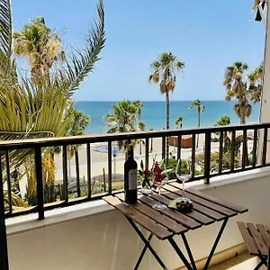 Apartment Apartamento Frente A La Playa Piso 3, Estepona