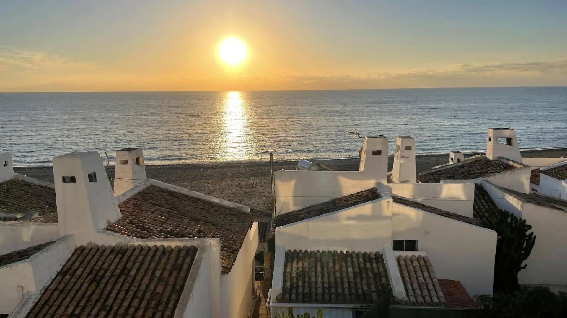 La Casa De Colores إِستيبونا