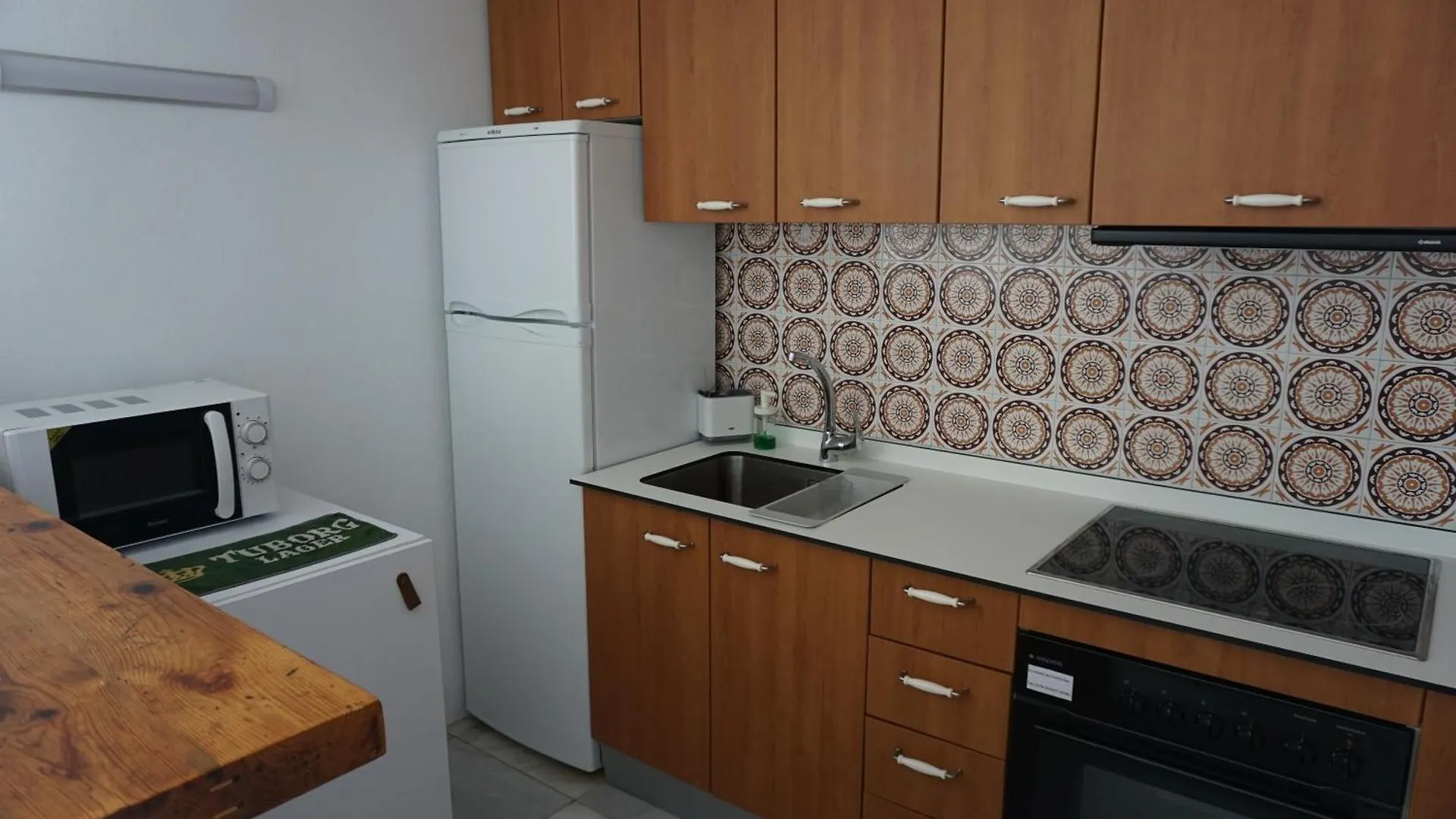 شقة La Casa De Colores إِستيبونا إسبانيا