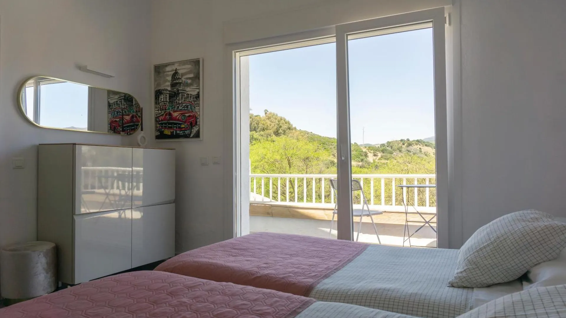 La Casa De Colores إِستيبونا